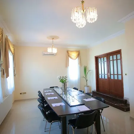 فيلة Luxury Mansion *