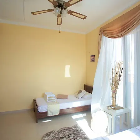 فيلة Luxury Mansion لارنكا