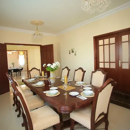 Vila Luxury Mansion