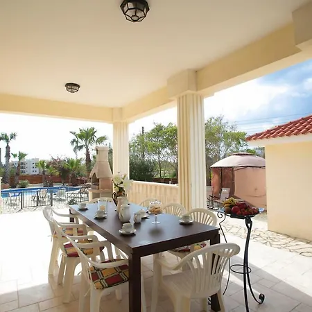 Luxury Mansion * Larnaca